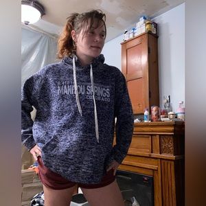 Hometown apparel manitou springs Colorado hoodie size medium/large